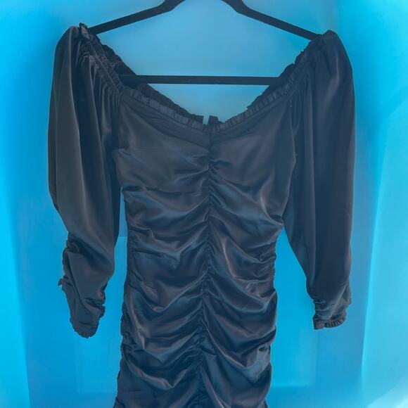NWT DO + BE Black Long Sleeve Pullover Ruched Off The Shoulder Dress Size S - Picture 3 of 6